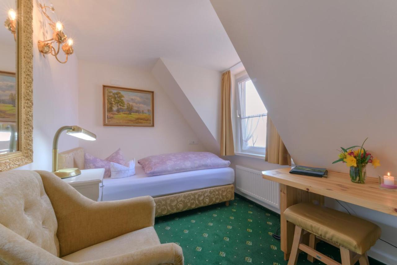 سيون-سيبروك Hotel "Malerwinkel" Gmbh الغرفة الصورة